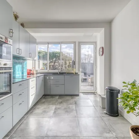 Bel Avec Terrasse Proche Nansouty Bx בורדו