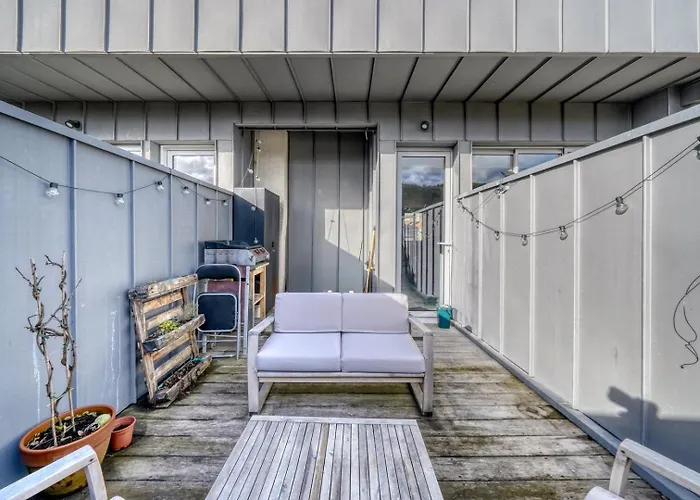 Bel Avec Terrasse Proche Nansouty Bx דירה *