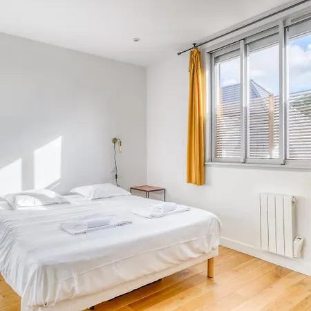 Апартаменты Bel Avec Terrasse Proche Nansouty Bx