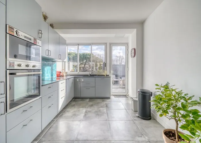 Bel Avec Terrasse Proche Nansouty Bx Бордо